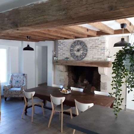 Le Logis De Chaumont Hotel Buitenkant foto